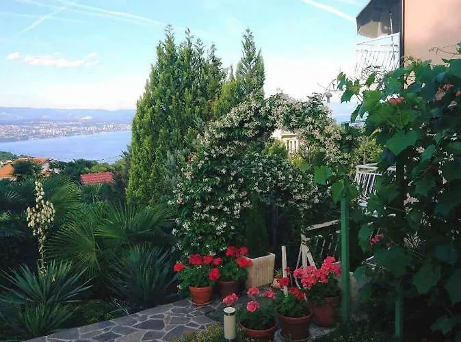 Apartment Ruza 2 *